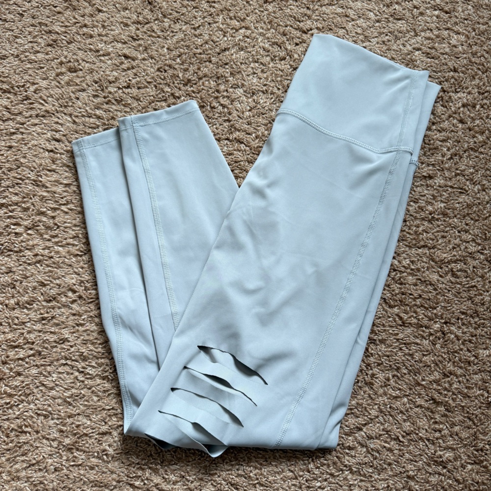 NWOT Zenana Laser Cut Leggings
